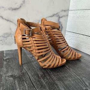 Vince CAMUTO beige caged sandal